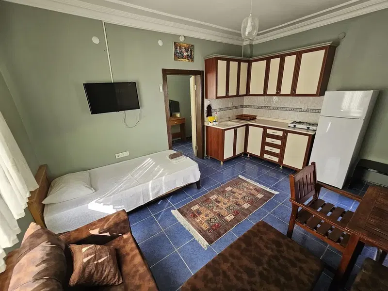 BelHomes Apart - Photo 2