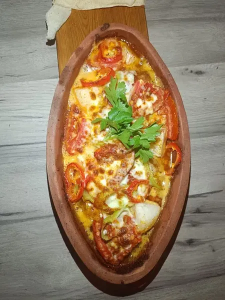 Bella Pi̇zza - Photo 4