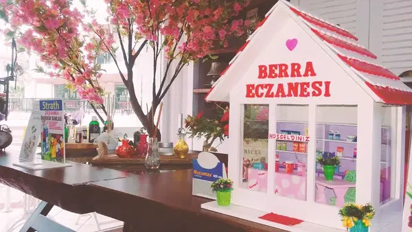 Berra Eczanesi