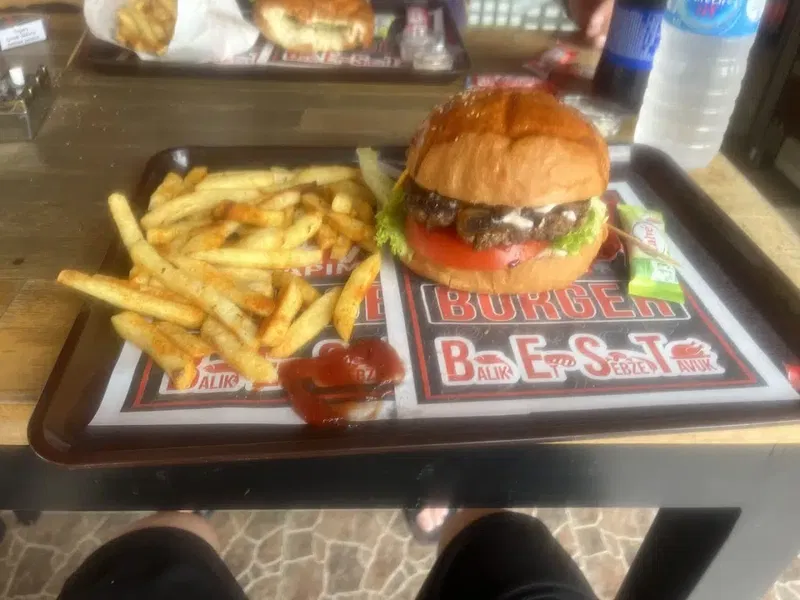 B.E.S.T. City Burger - Photo 4