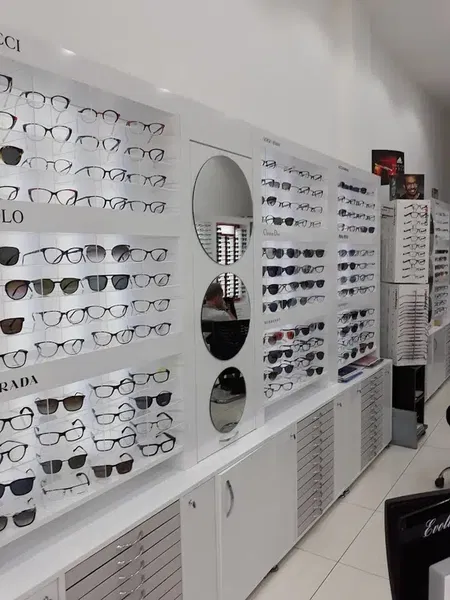 Birge Optik - Photo 1