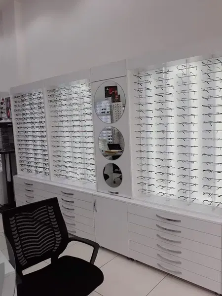 Birge Optik - Photo 3
