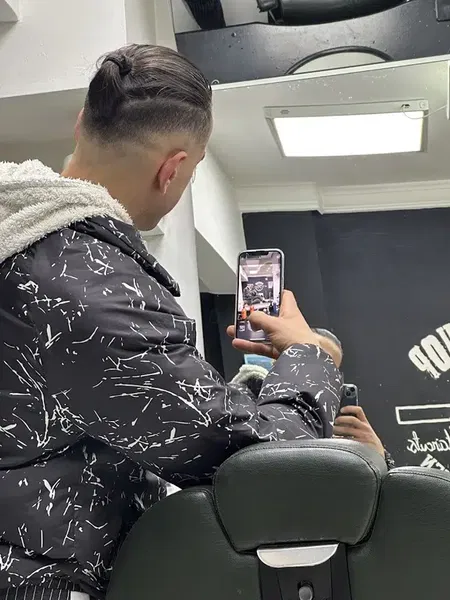 Black Barber - Photo 6