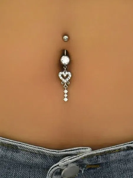 Black Dagger Tattoo & Pi̇erci̇ng - Photo 1