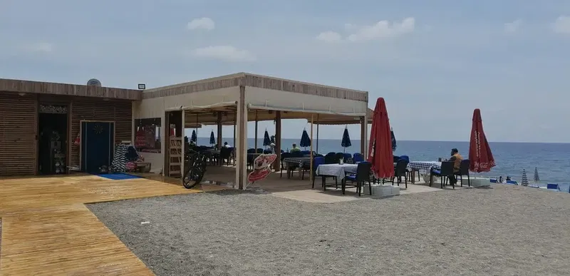 Brothers Beach Club - Photo 10
