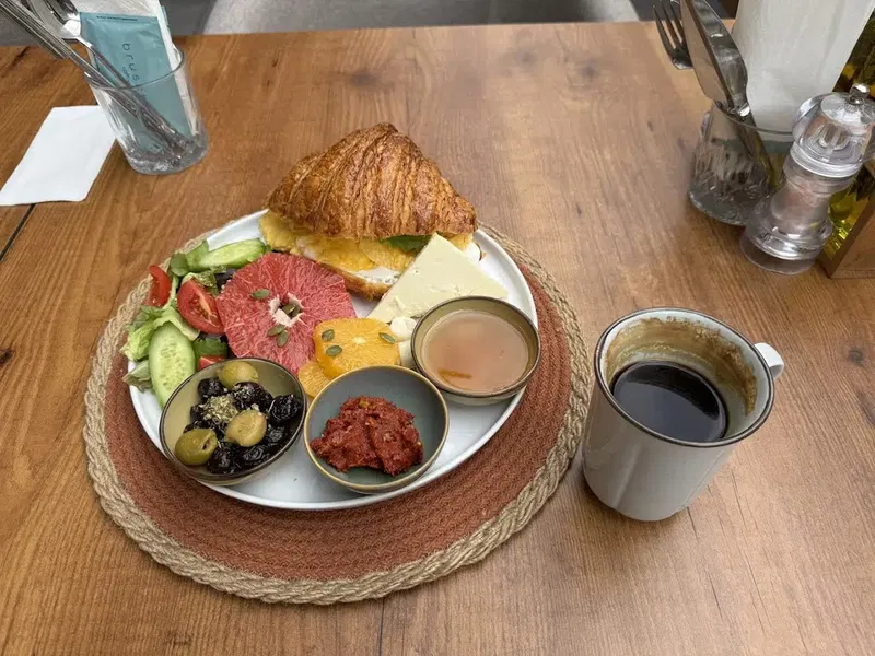 bruschetta Coffee & Kitchen - Photo 9