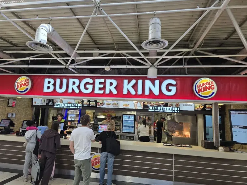 Burger King - Photo 1