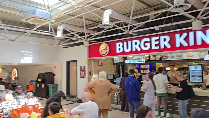 Burger King - Photo 8
