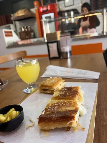 Bülent Börekçilik Konya Akşehir Selçuk - Photo 8