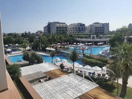 Büyük Demir Sitesi