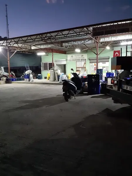 Bıçkıcı Zeytinyağı Fabrikasi - Photo 4