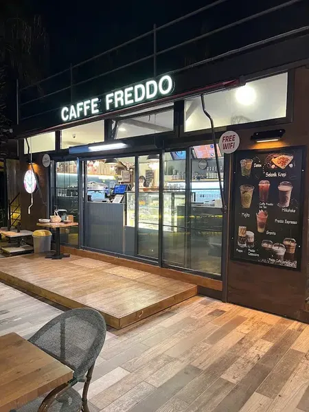 Caffe Freddo Roastery - Photo 10