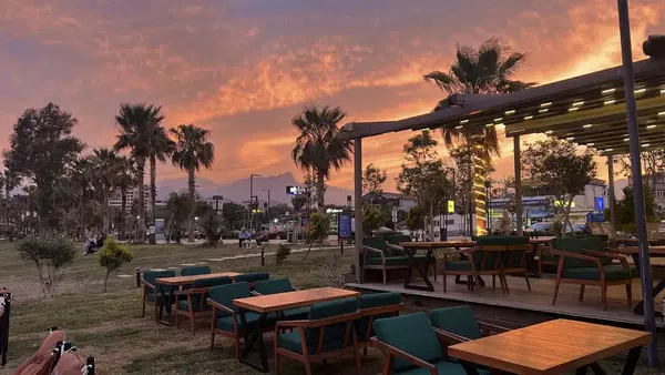 Caila Bistro