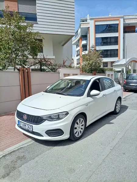 Cam Piramit Otoparkı - Photo 1