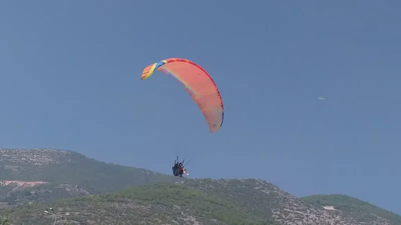 Carpe Diem Tandem Paragliding - Photo 2
