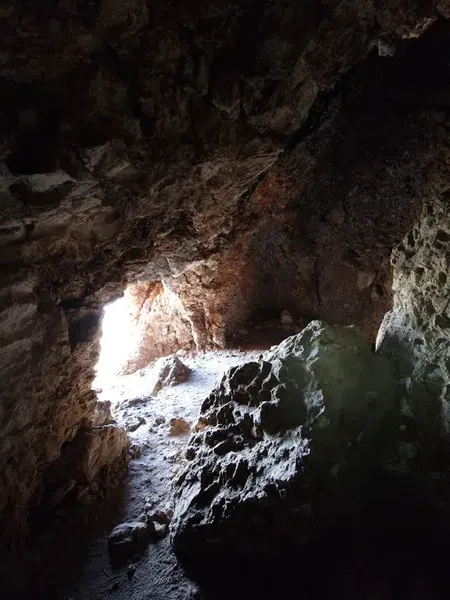 Cave - Photo 1