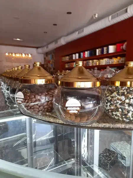 Chocolate House - Photo 5
