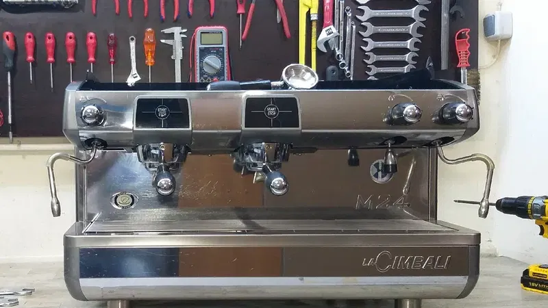 Cimbali Teknik Servis - Ekm Teknik Endüstriyel Kahve makineleri Bakım-onarım - Photo 1