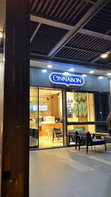 Cinnabon