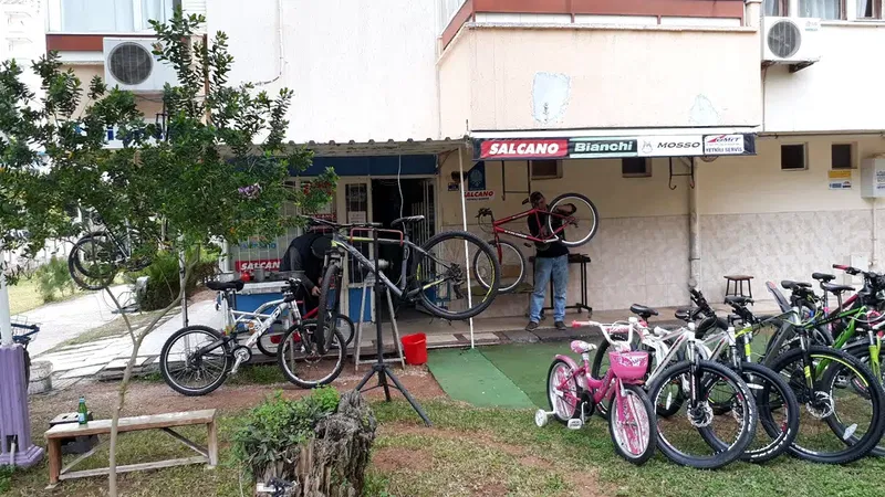 Coşkun Bisiklet Tamirhanesi - Photo 1