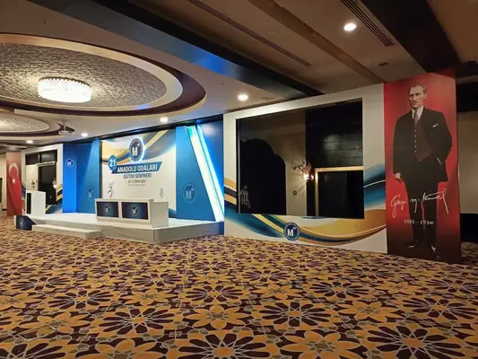 Crew Sahne Dekor Reklam Proje Uygulama