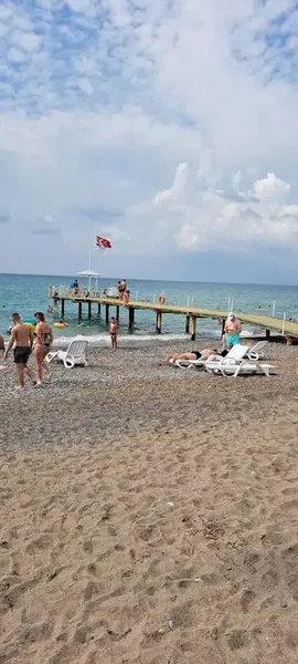 Crystal Admiral Beach - Photo 2
