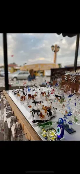 Crystal Shopping - Photo 4