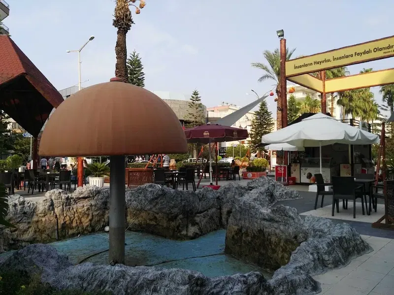 Cumhuriyet Myd. - Photo 6