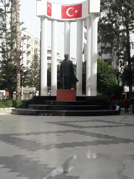 Cumhuriyet Myd. - Photo 9
