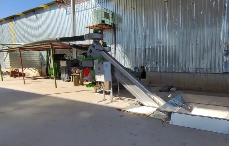 Dağlılar Zeytinyağı Fabrikası - Photo 3