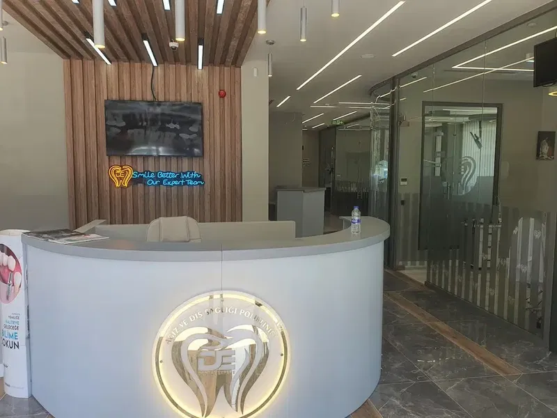 Dental Expert Diş Kliniği - Photo 2