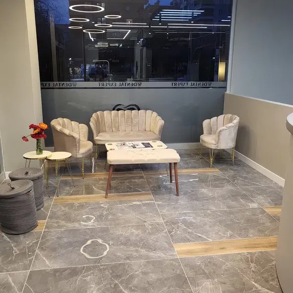 Dental Expert Diş Kliniği - Photo 3