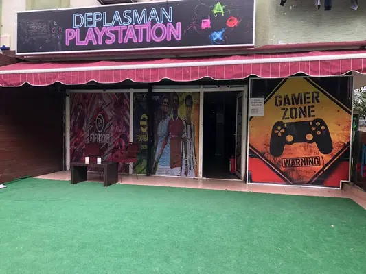 Deplasman Playstati̇on Salonu