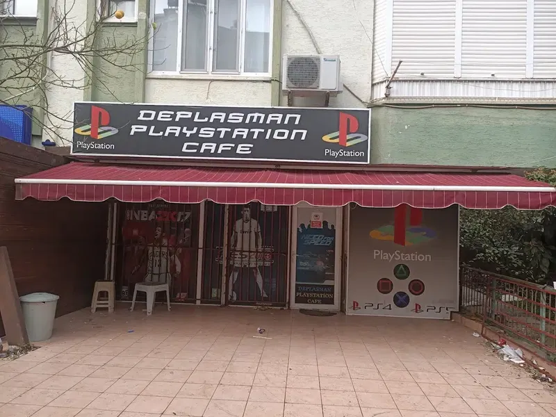 Deplasman Playstati̇on Salonu - Photo 3