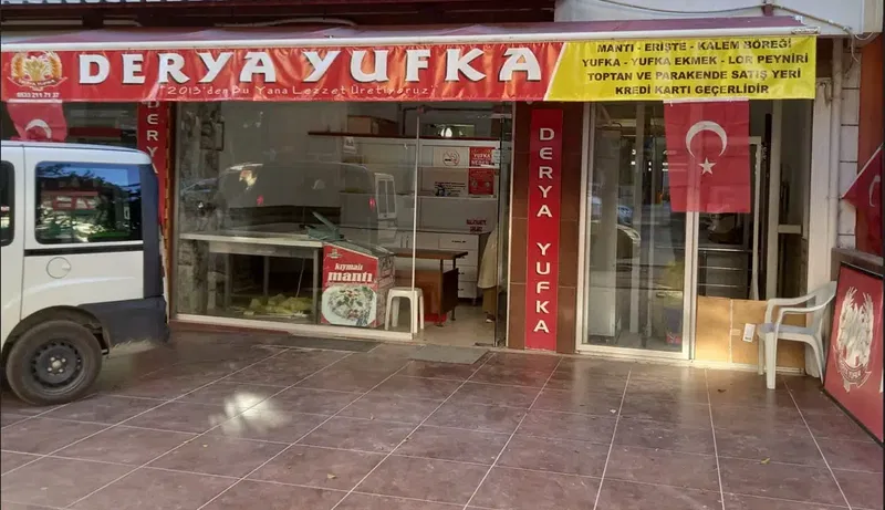 Derya Yufka - Photo 3