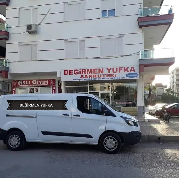 Deği̇rmen Yufka Sarküteri - Photo 1