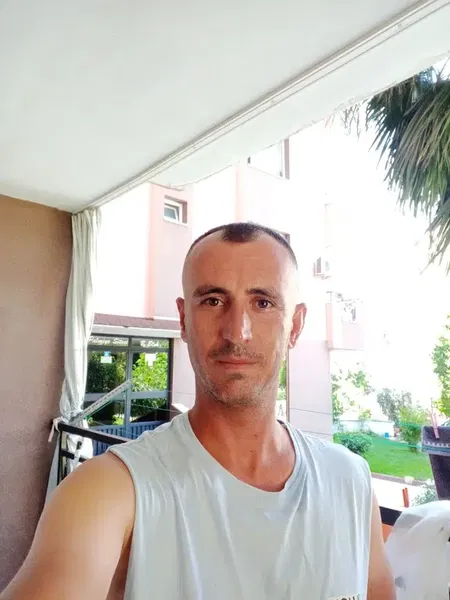 D&G Erkek Kuaförü - Photo 4