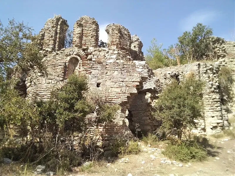 Dirgenler Kilise - Photo 9