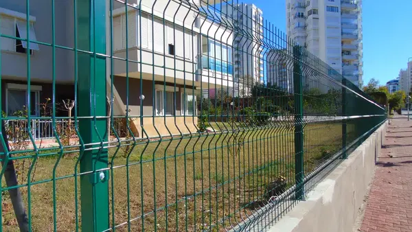 Dizayn Çit Antalya