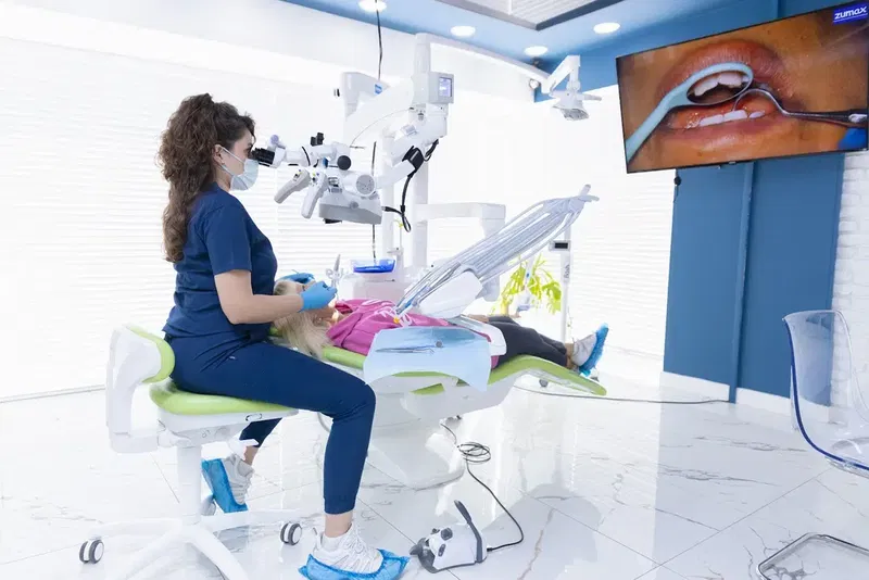 Diş Hekimi GAMZE ÇETİN - Photo 2