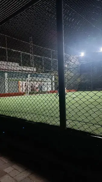 Dostlar Halı Saha - Photo 5