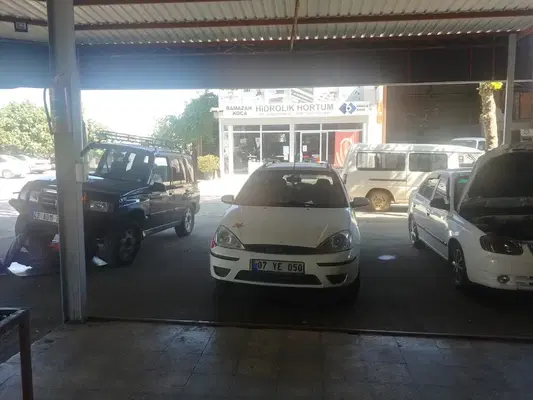Dostlar Oto Tami̇r