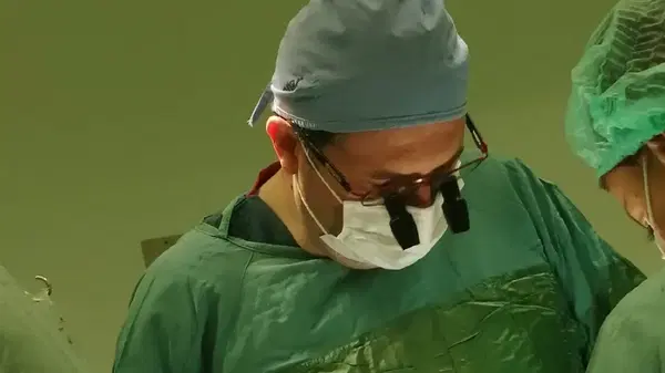 Doç. Dr. Aydemir Koçarslan