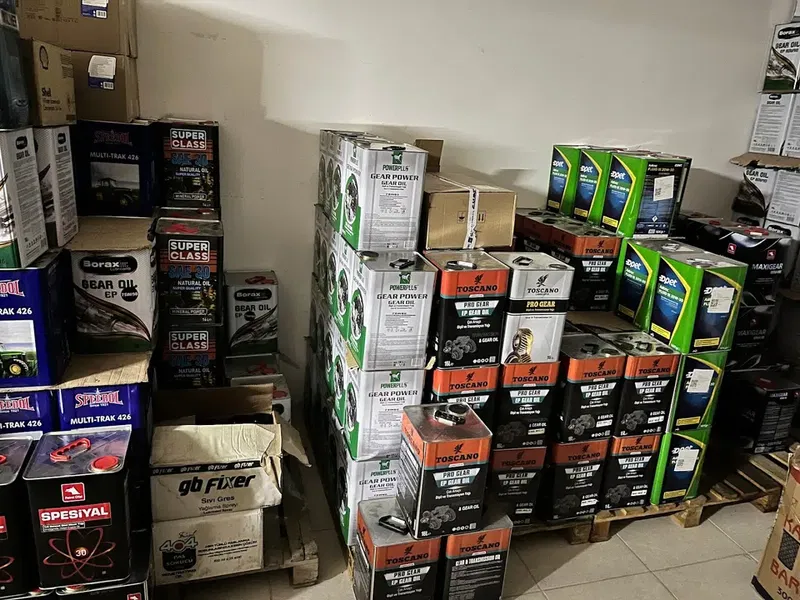 Doğa Otomoti̇v Toptan Madeni̇ Yağ Ti̇caret - Photo 6