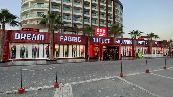 Dream Fabric Outlet Side