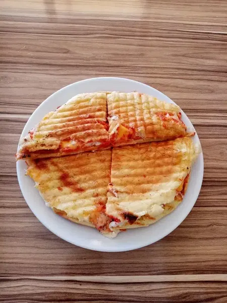 Efem Patisserie-Ömer Aybak Çi̇ğköfte-Döner'Se Seni̇ndi̇r - Photo 2