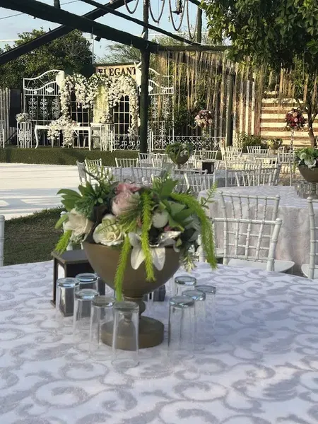 Elegant Garden - Photo 5
