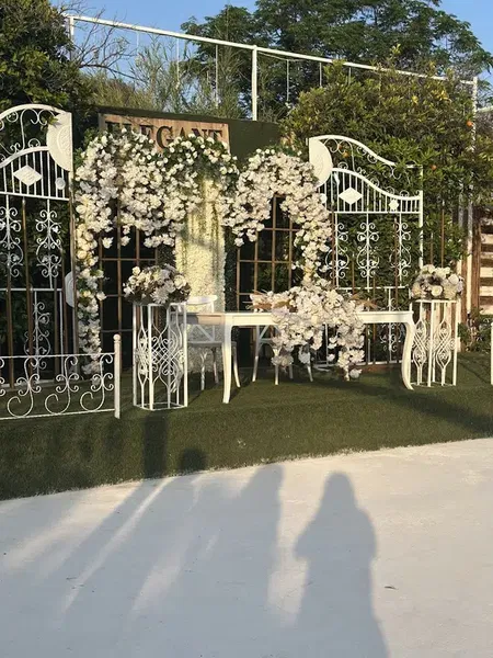 Elegant Garden - Photo 8