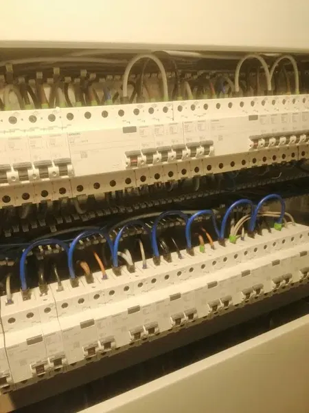 Elektrikçi - Photo 3