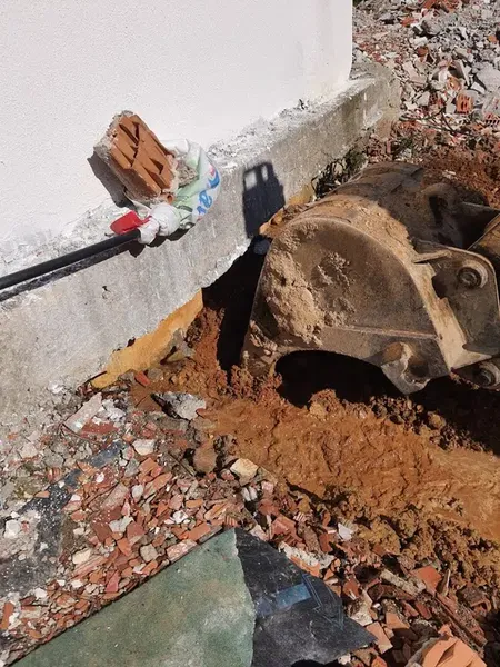 (Elektri̇kçi̇)Ariza Elektri̇k Su Tadi̇lat - Photo 4